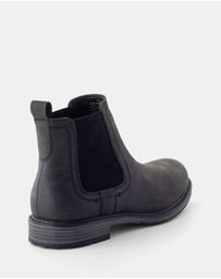 Uncut - Wyatt Boots