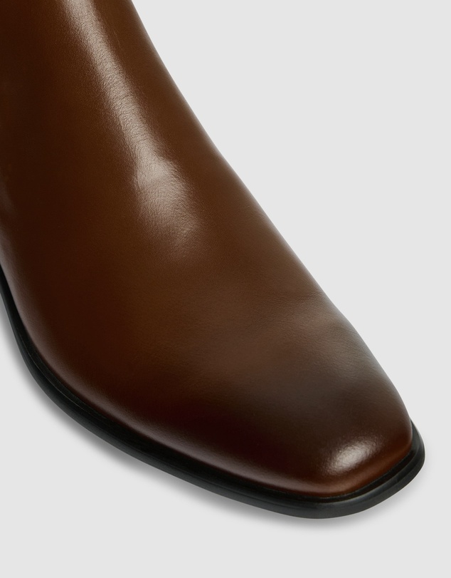 yd. - New York Chelsea Leather Boot
