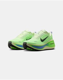 Nike - Vomero Plus - Men's