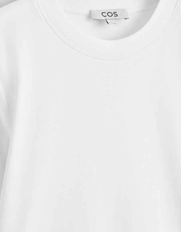COS - Clean Cut Regular Long-Sleeved T-Shirt