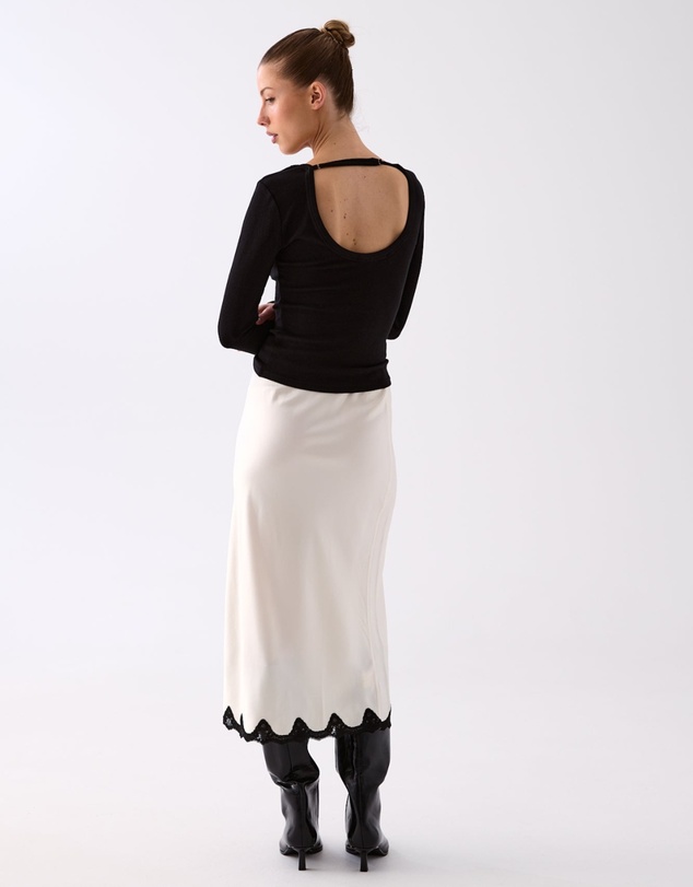 Style Addict - Elodie Scoop Back Top