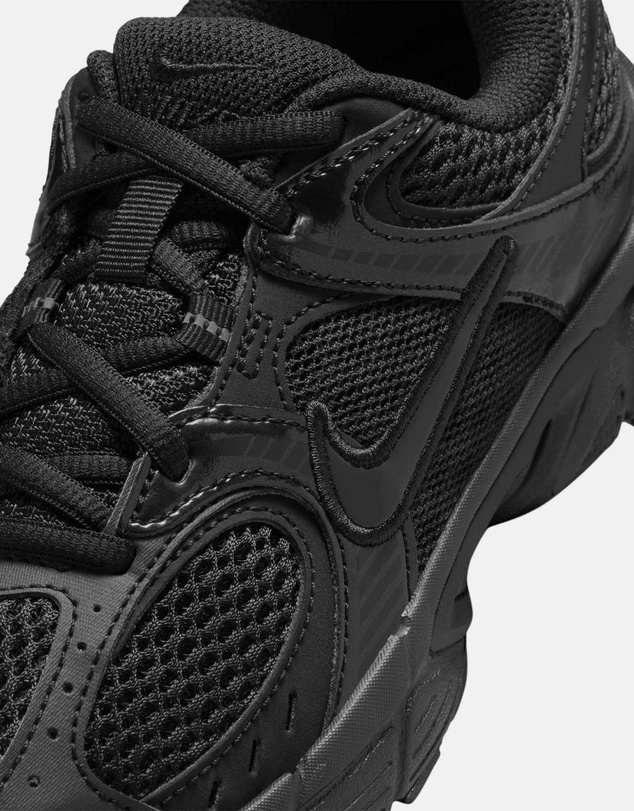 Nike - V5 RNR Black Grade School