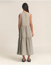 ST MRLO - Remi Tiered Dress
