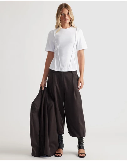 Decjuba - Lucy Seam Detail Tee