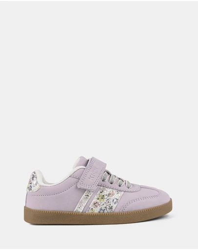 Kicks - Kennedy