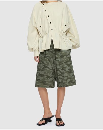 Off White