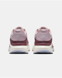 Nike - Structure 26 - Women's