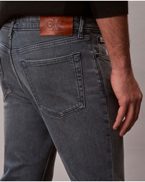 Calvin Klein Jeans - Slim Fit Jeans