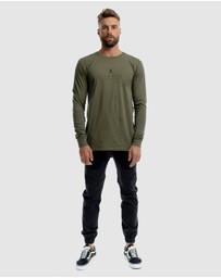 Xander - Palace Long Sleeve Tee