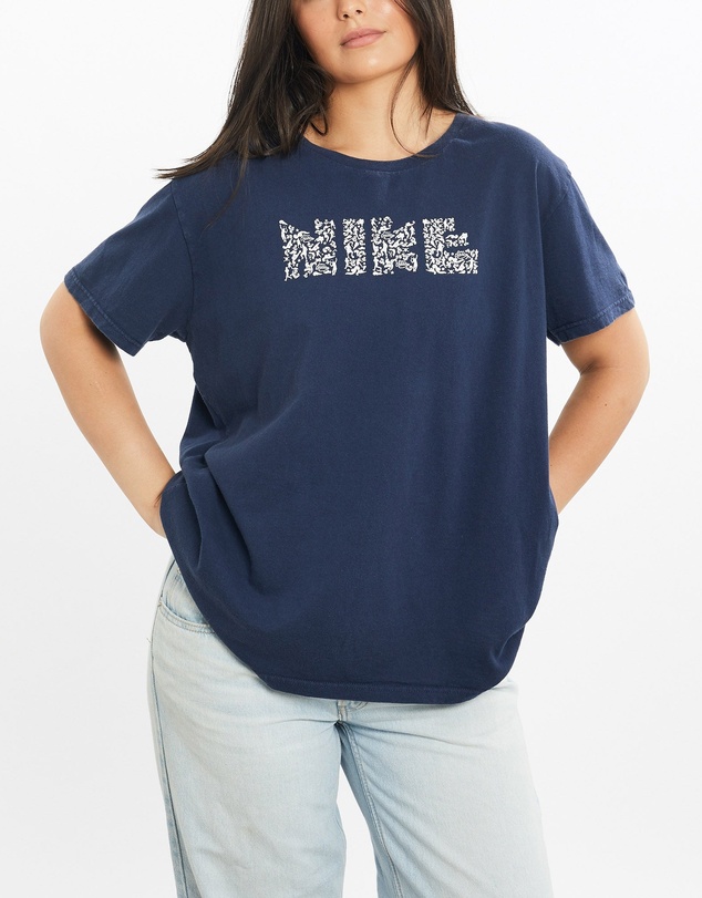 Vintage by The Real Deal - Pre Loved - Vintage Nike Tee