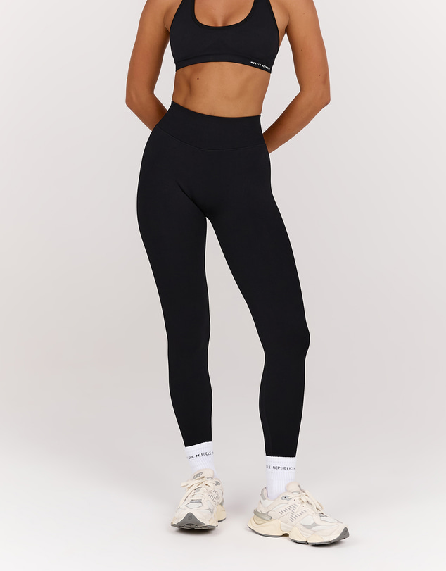 Muscle Republic - Seamless Invisible Scrunch Full Length Leggings