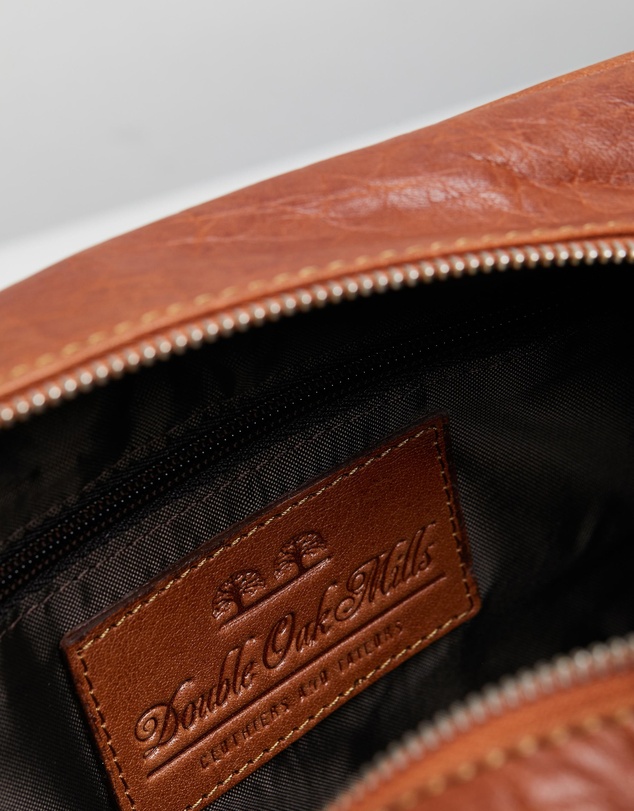 Staple Superior - George Leather Washbag