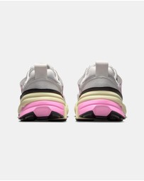 Nike - V2K Run - Women's