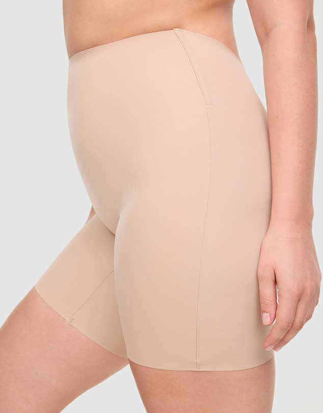 Spanx - Spanxshape™ Suit Your Fancy Low Back Mid-Thigh Shorts