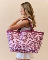 Sky Gazer - Scalloped Edge Beach Bag- Berry Sunrise