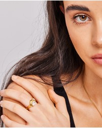 Zoe Olivia - Waterproof Thick Cubic Zirconia Wave Ring
