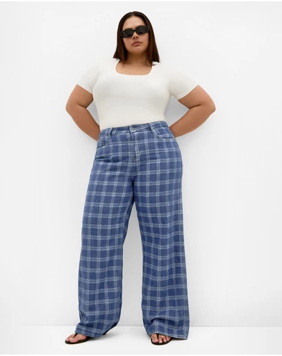 City Chic - Plus size Harley Fit Kayla Plaid Regular Jean - dark wash
