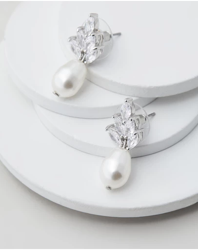 Stephanie Browne - Bocheron Drop Pearl Earrings