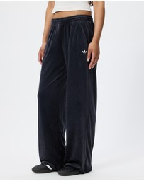 adidas Originals - Essentials Velour Pants