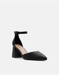 Call It Spring - Daliaa Pointed Toe Block Heels