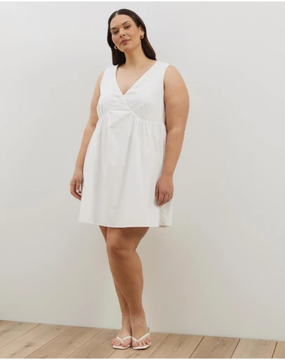 Atmos&Here Curvy - Louisa V-Neck Mini Dress