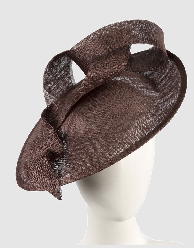 Max Alexander - Chocolate Plate Racing Fascinator