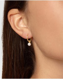 Pastiche - Bella Hoops