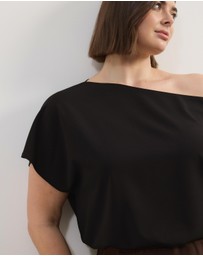 Atmos&Here Curvy - Willow Off Shoulder Top