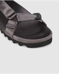 Rollie - Sandal Tooth Wedge