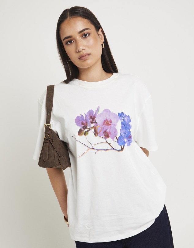 Alice In The Eve - Flower Fever Boyfriend T-Shirt