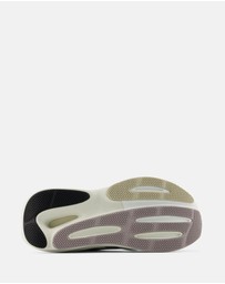 New Balance - Fresh Foam X 860 v15 (X-Wide Fit) - Women's