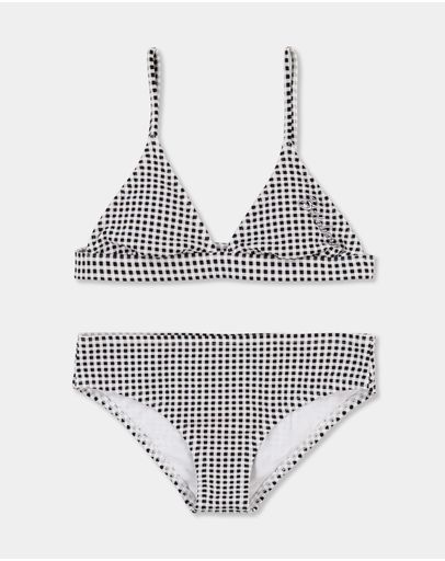 BLACK WHITE