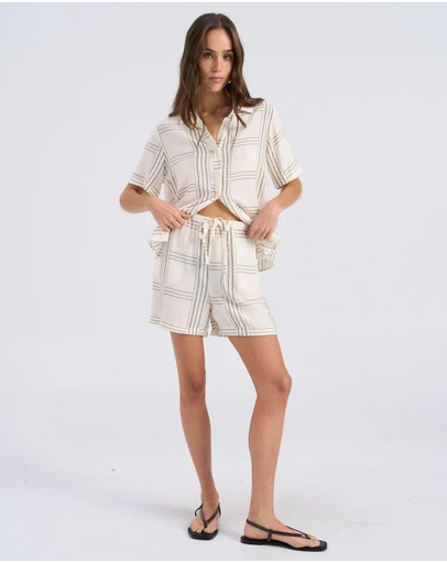 Vero Moda - Josie Berta High Waisted Printed Shorts