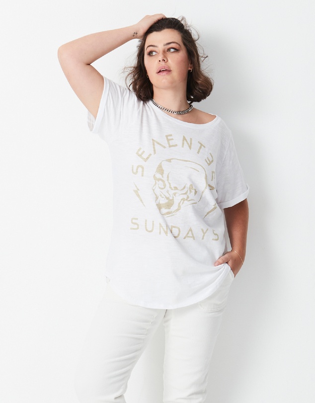 17 Sundays - Rider Tee