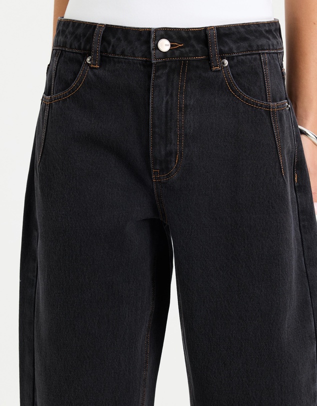 Calli - Blake Mid Rise Slim Barrel Leg Jeans