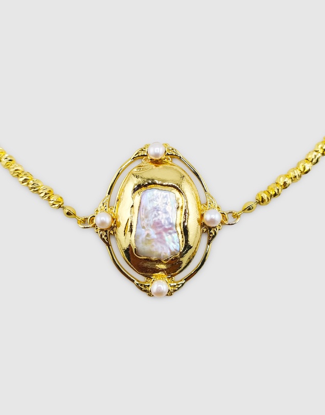 Miz Casa and Co - Zaria Pendant Necklace