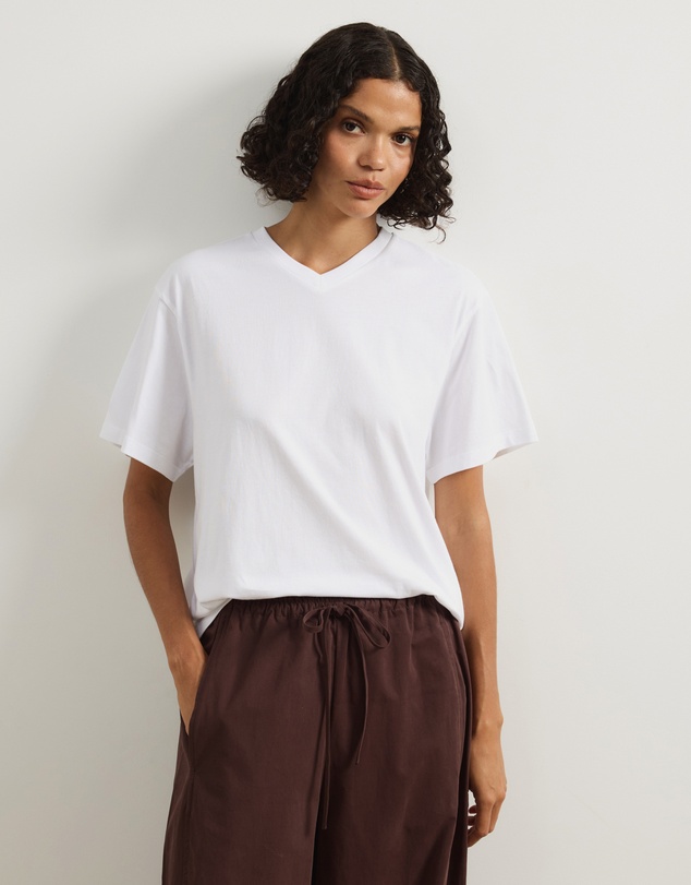 Atmos&Here - High V-Neck Organic Cotton Short Sleeve T-Shirt