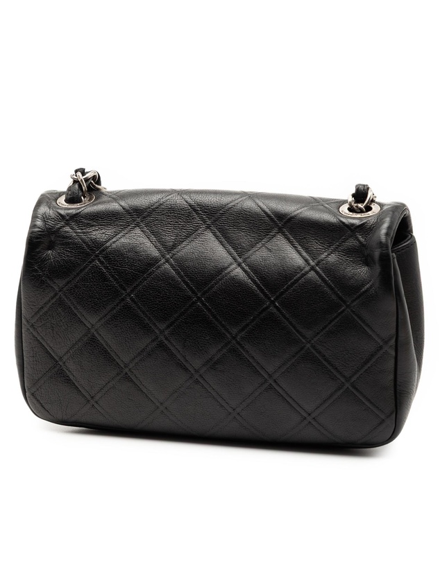 Pre-Loved by Azura Reborn - Pre-Loved Small Diamond Embossed Calfskin New Chic Flap