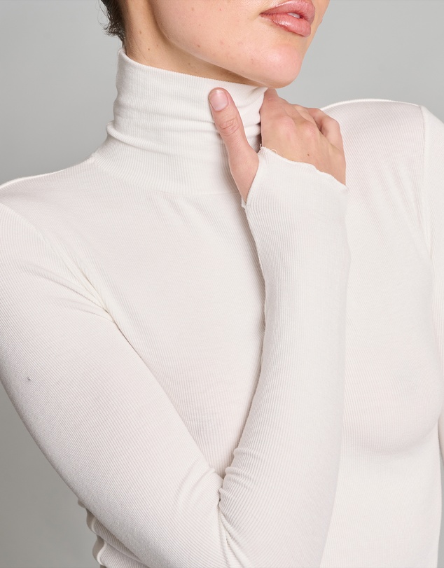 Love and Nostalgia - Secret Agent Rib Turtleneck Top - Vanilla