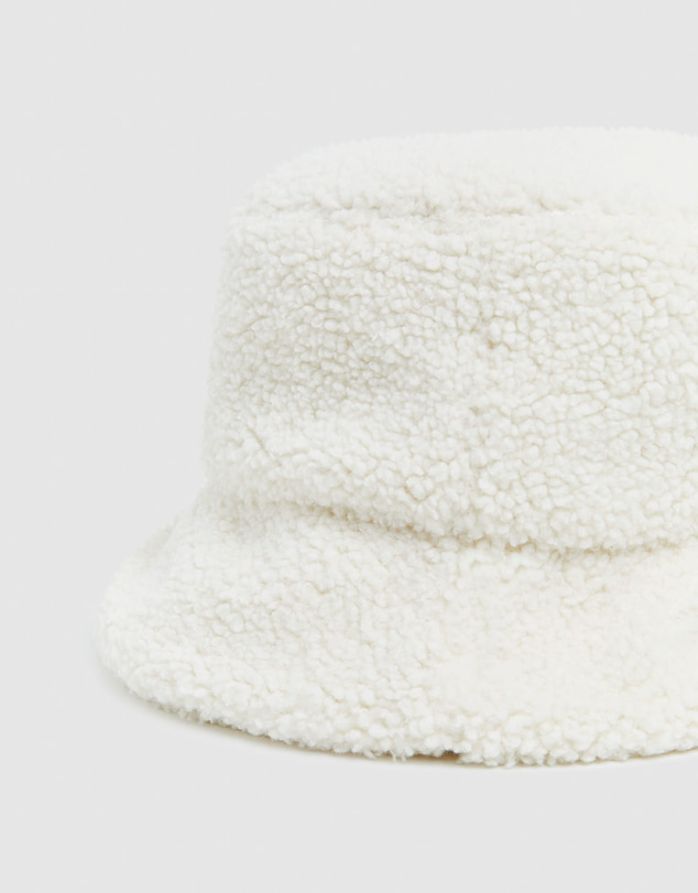 Subtitled - Teddy Bucket Hat