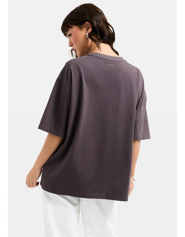 Subtitled - Hawaii Hibiscus Oversized T-Shirt