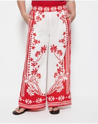 Commonry - Nadia Pant
