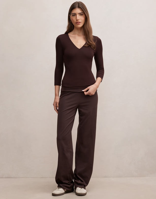 Forever New - Tia V-Neck 3/4 Sleeves Top