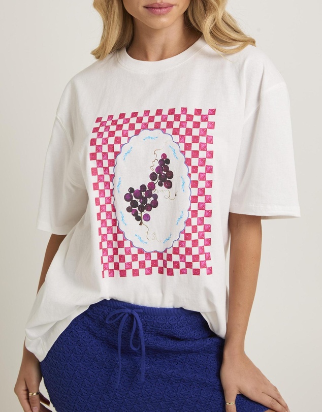 Subtitled - A Visit To The Vineyard T-Shirt