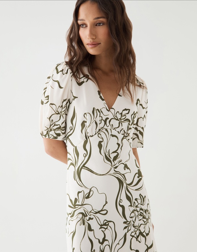 Forcast - Natalie V-Neck Floral Dress