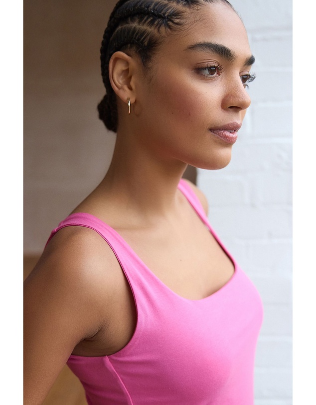 NEXT - Square Neck Vest