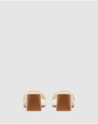 Nine West - Fins