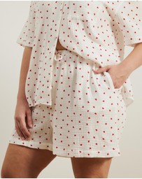 Atmos&Here Curvy - Violet Heart Shorts & Shirt Pyjama Set