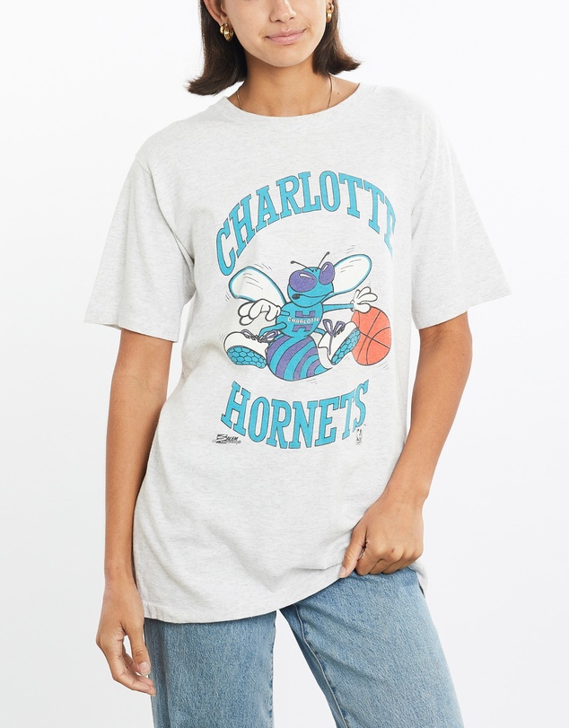 Vintage by The Real Deal - Pre Loved - Vintage 90s NBA Charlotte Hornets Tee