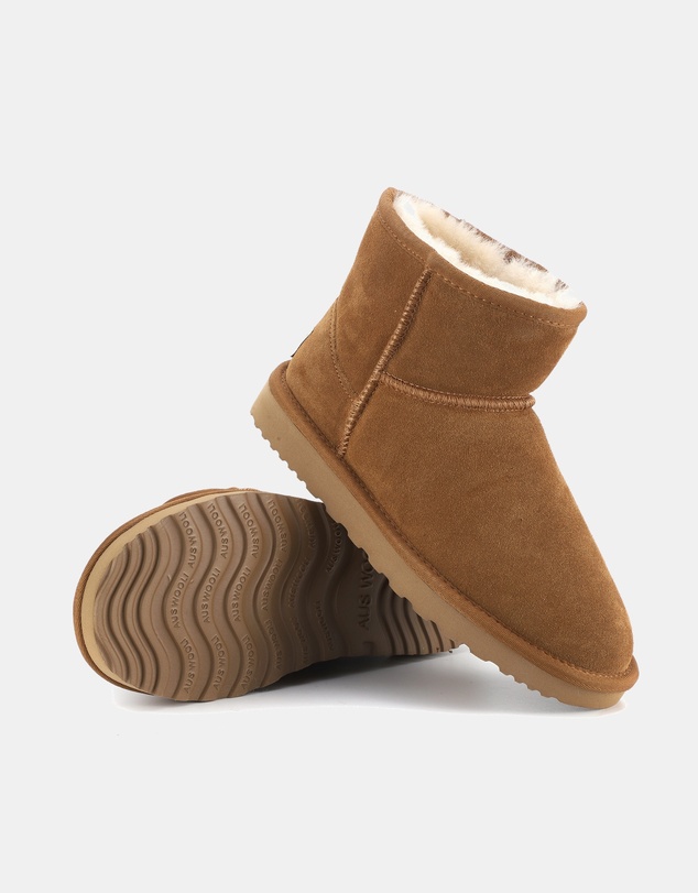 AusWooli Ugg Boots - Bondi Sheepskin Signature Short Ankle Boots